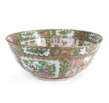 CHINESE EXPORT PORCELAIN ROSE MEDALLION PUNCH BOWL