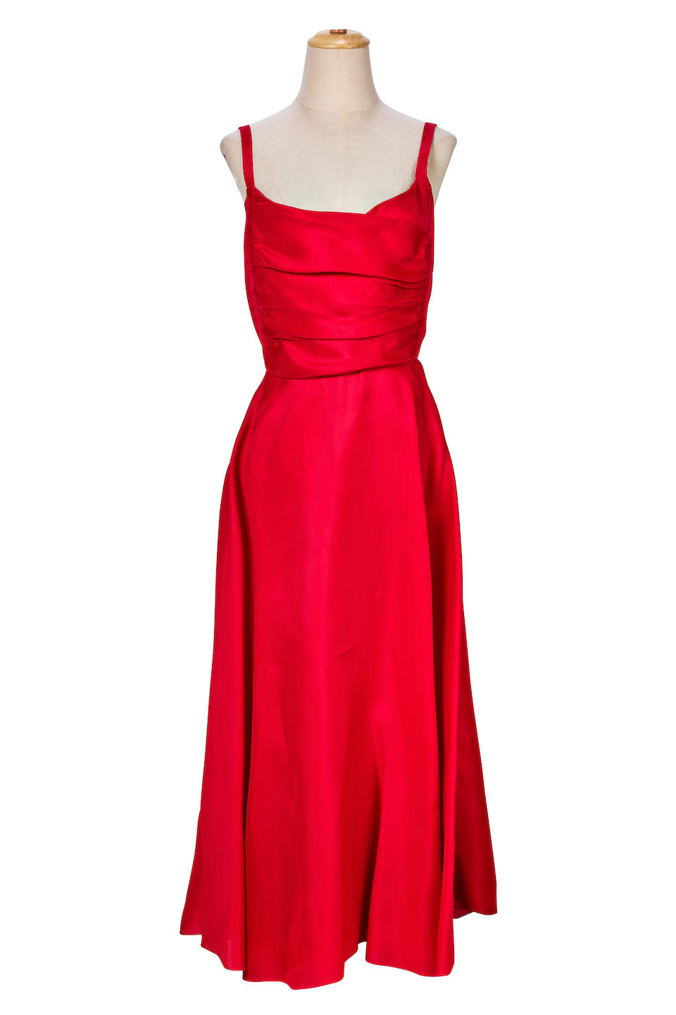 DIOR: RED SILK EVENING GOWN