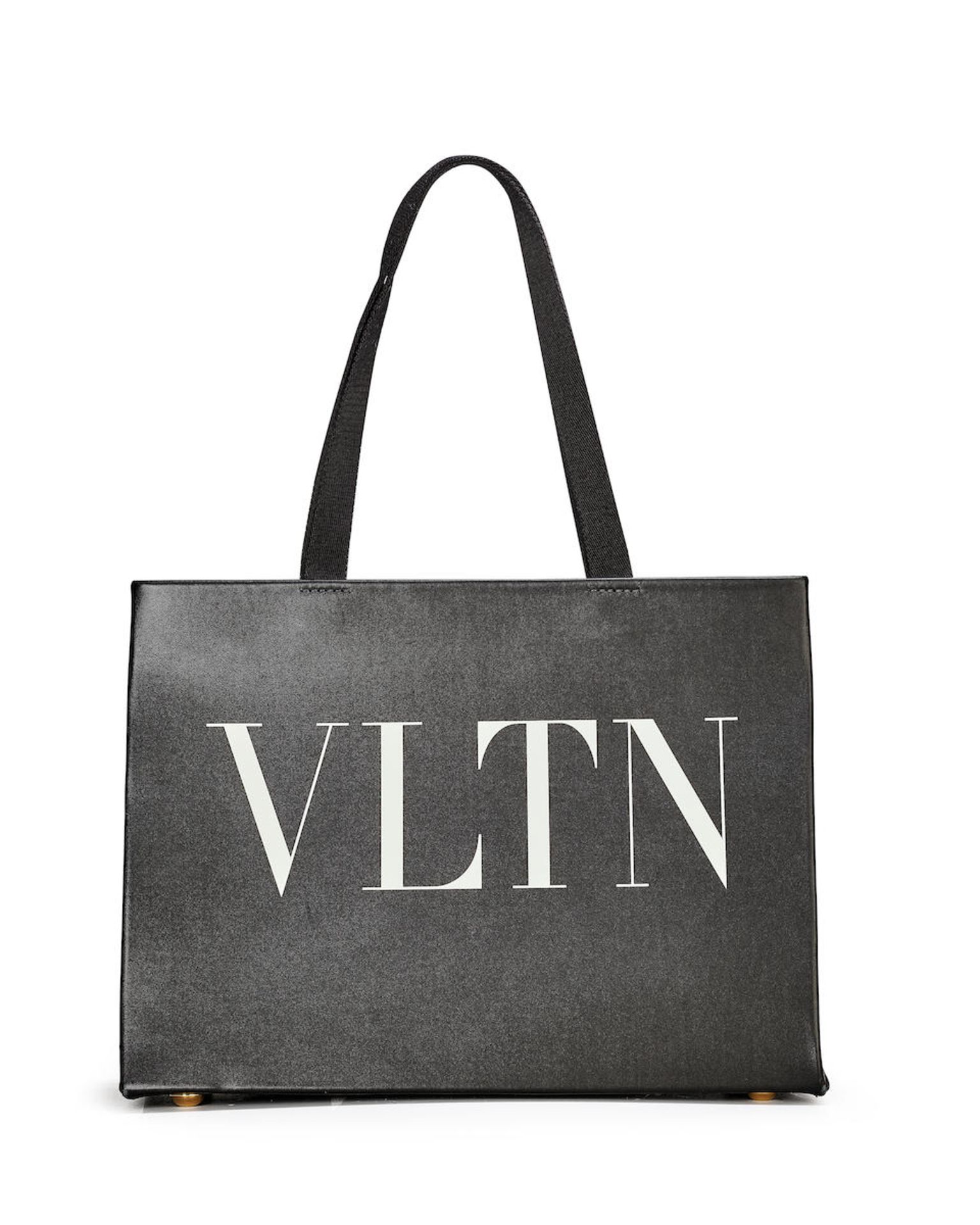 [NO RESERVE] VALENTINO GARAVANI: BLACK CALFSKIN VLTN TOTE BAG (Includes authenticity card, orig...