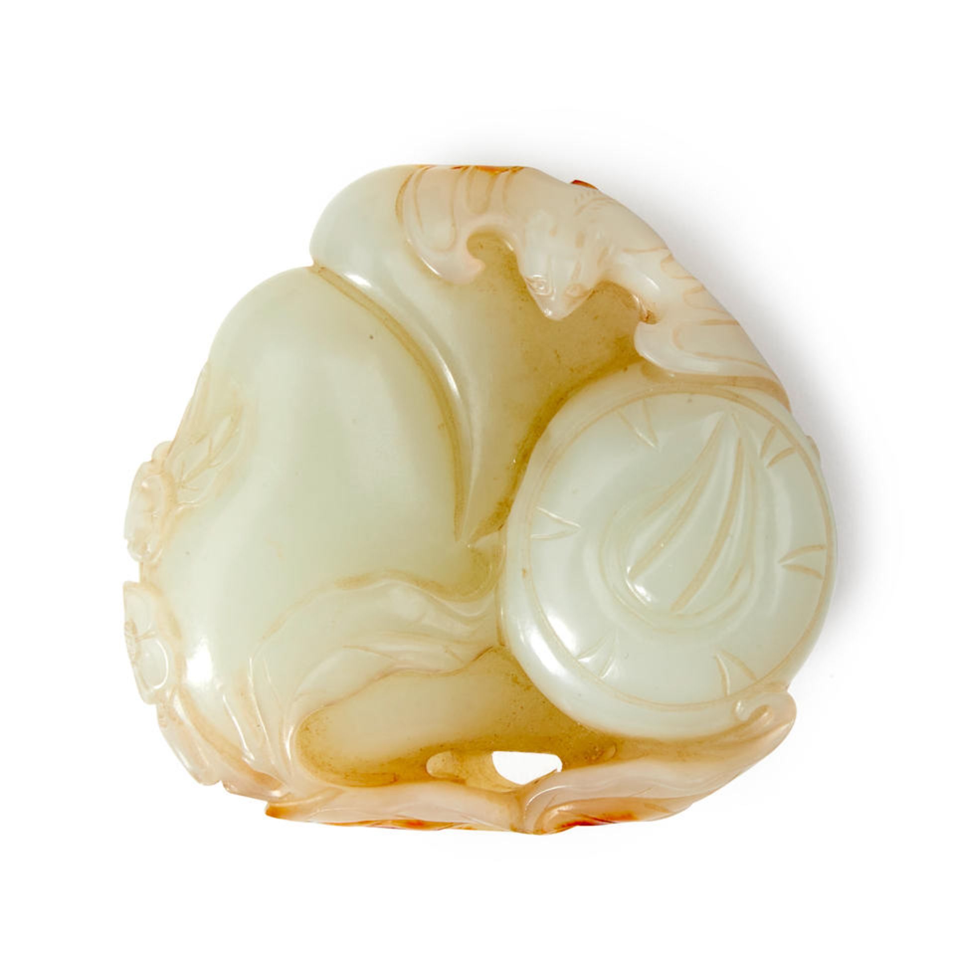 A NEPHRITE CARVING OF A PEACH