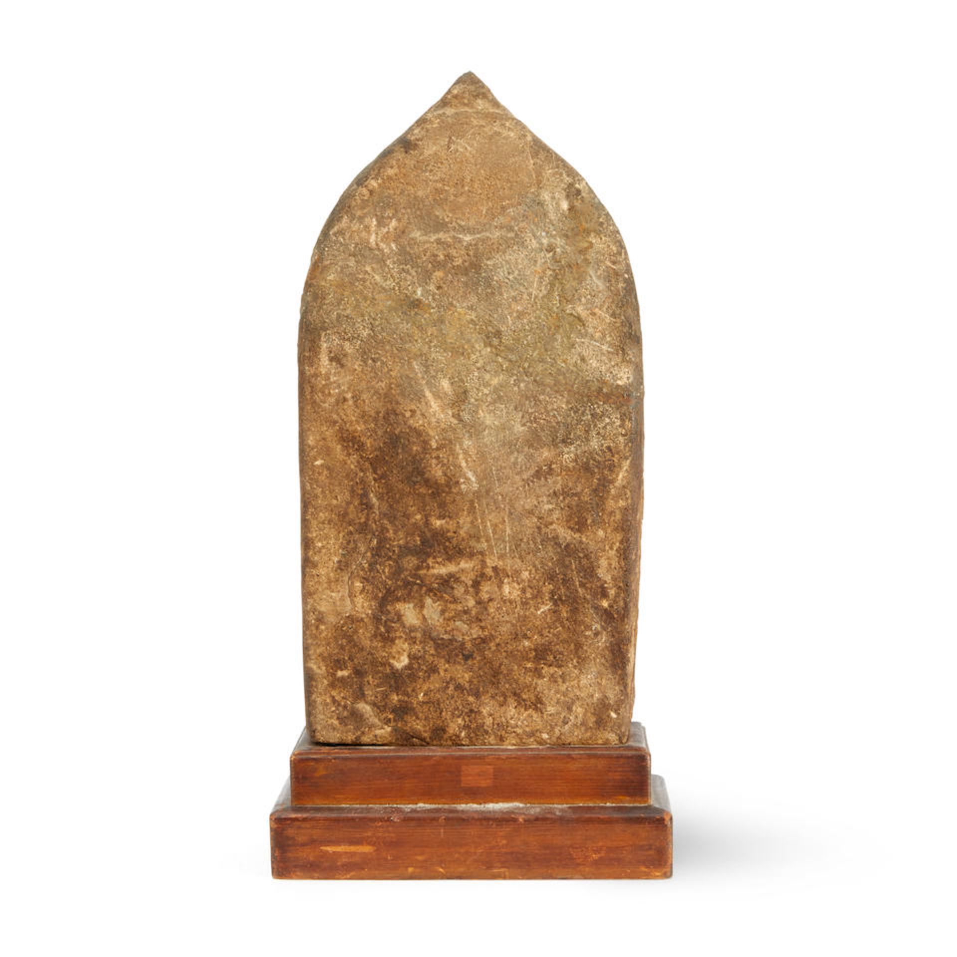 A SMALL STONE STELE OF BODHISATTVA MAITREYA - Image 4 of 5