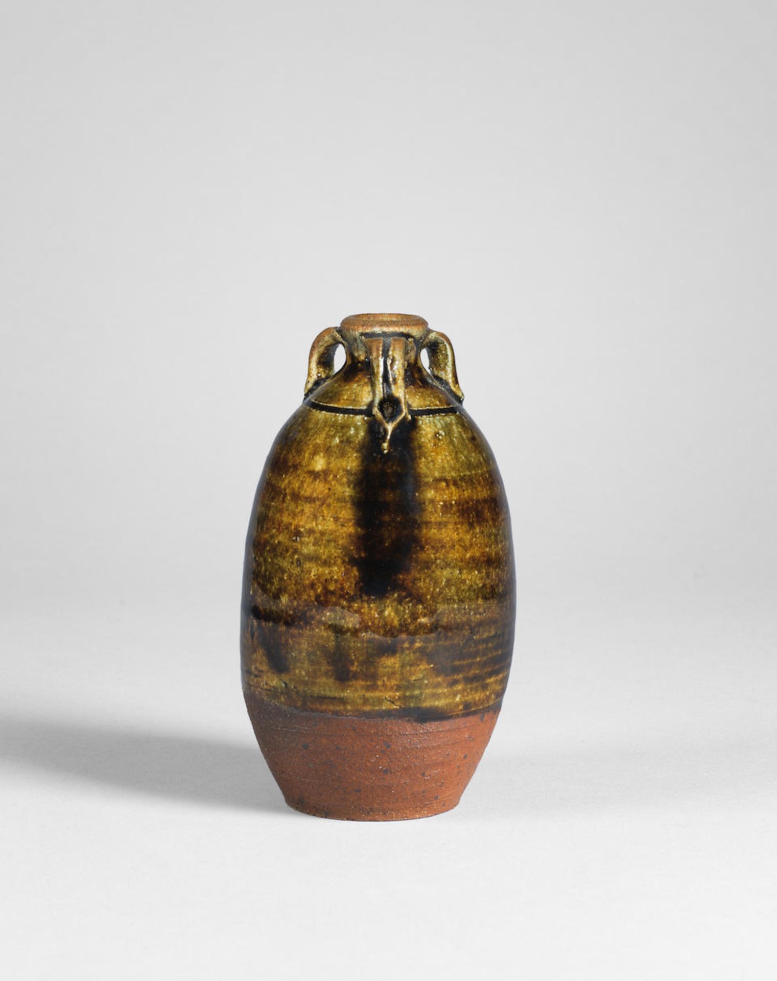 Katharine Pleydell-Bouverie Vase with lugs - Bild 2 aus 2