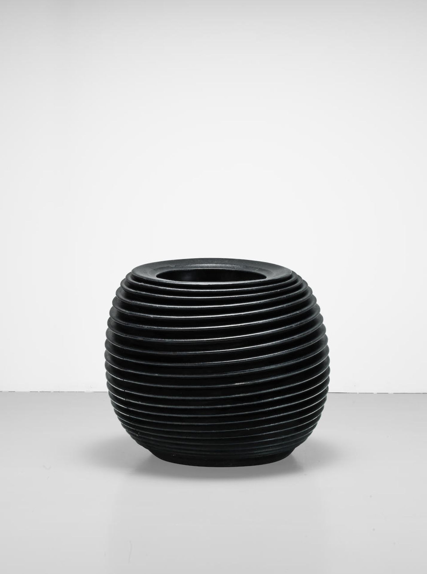 Ron Arad 'Top Pot' large planter, designed 2013 - Bild 2 aus 2