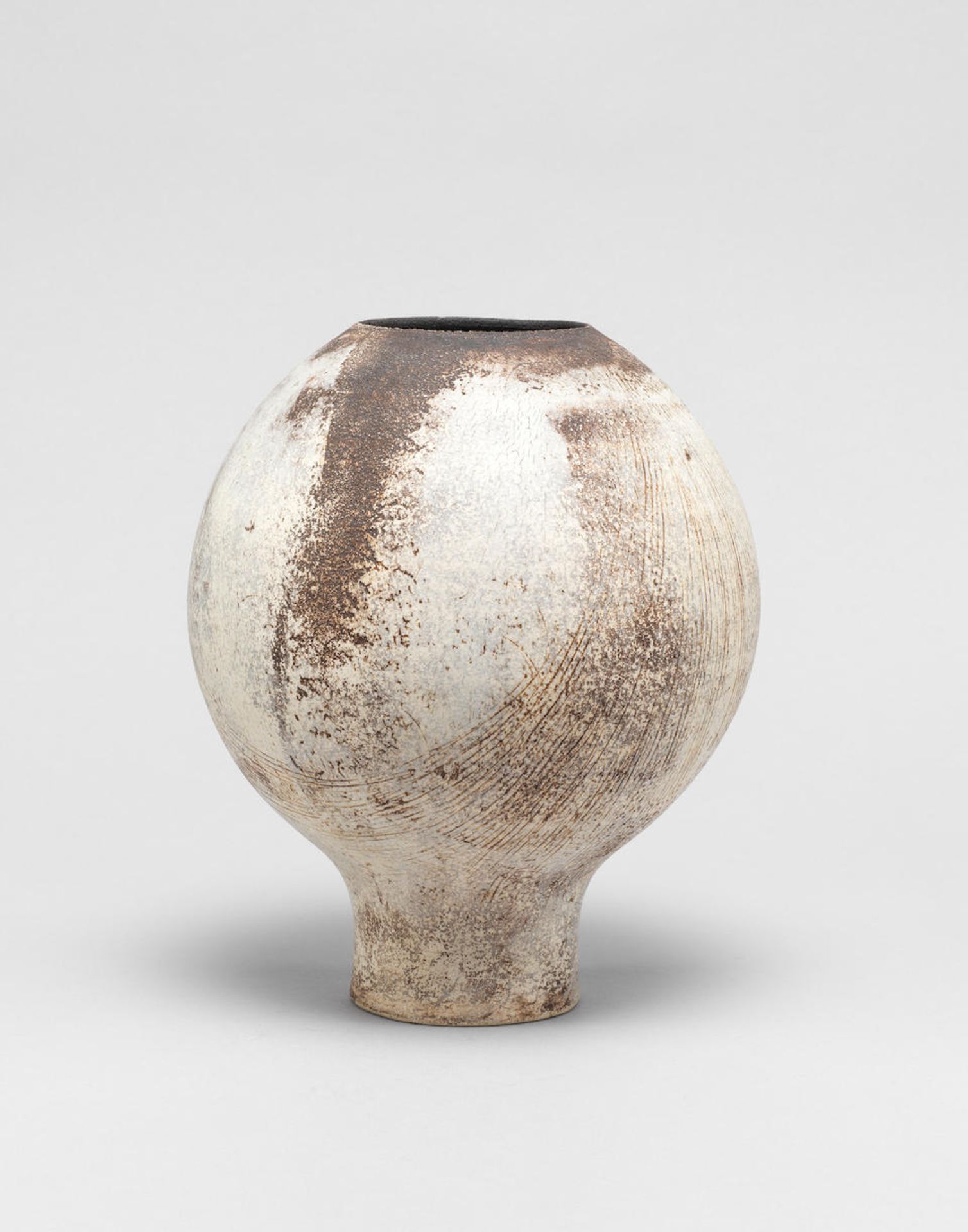 Hans Coper Early globular pot, circa 1954 - Image 5 of 9