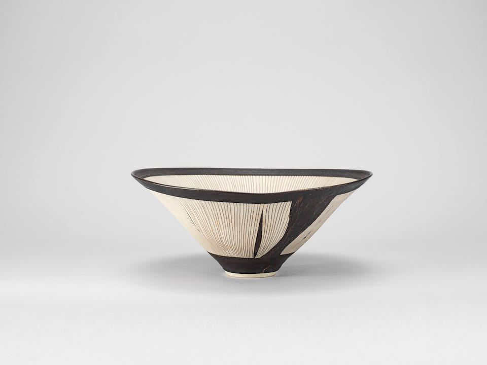 Lucie Rie Conical bowl, circa 1972