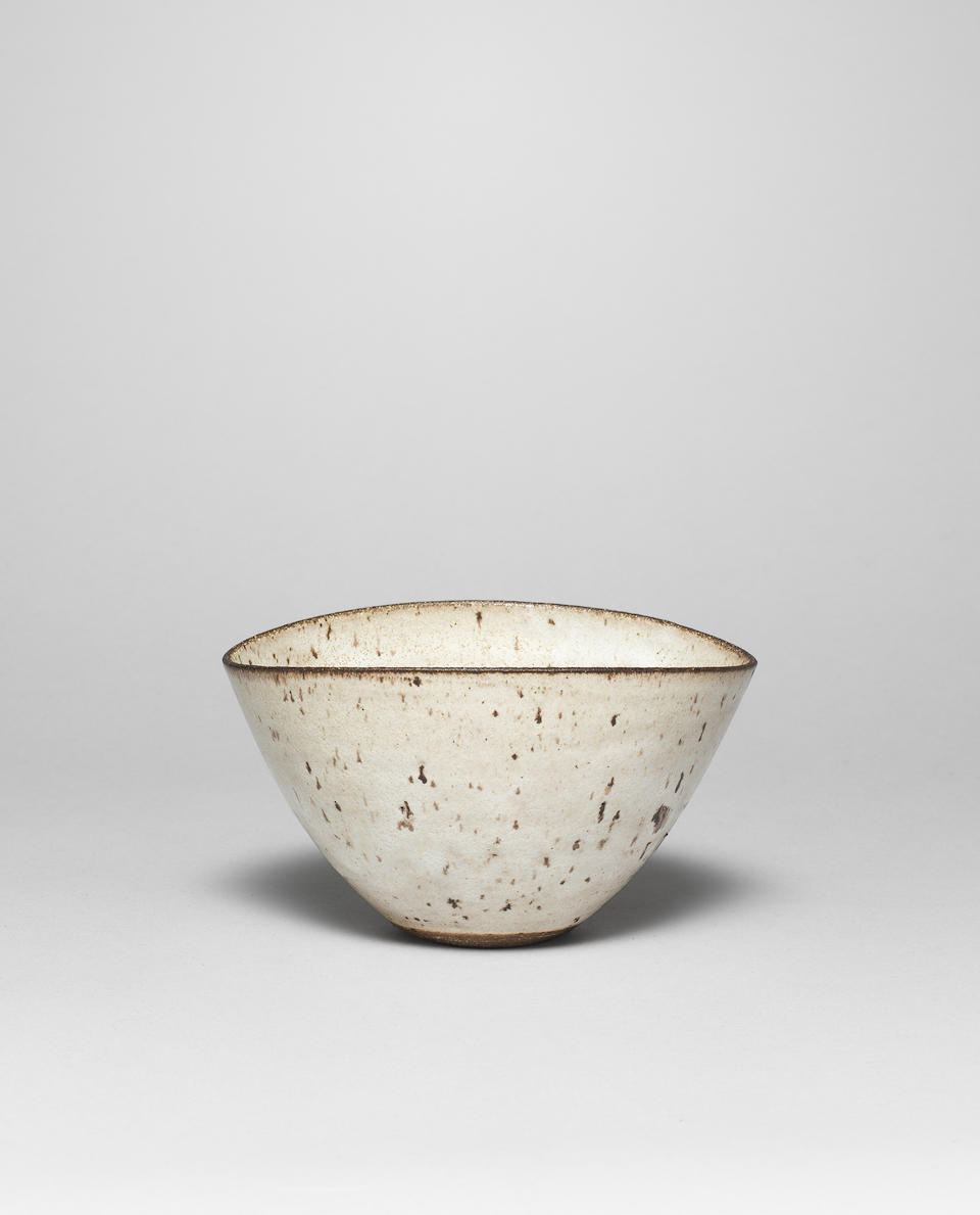 Lucie Rie Squeezed bowl, circa 1964