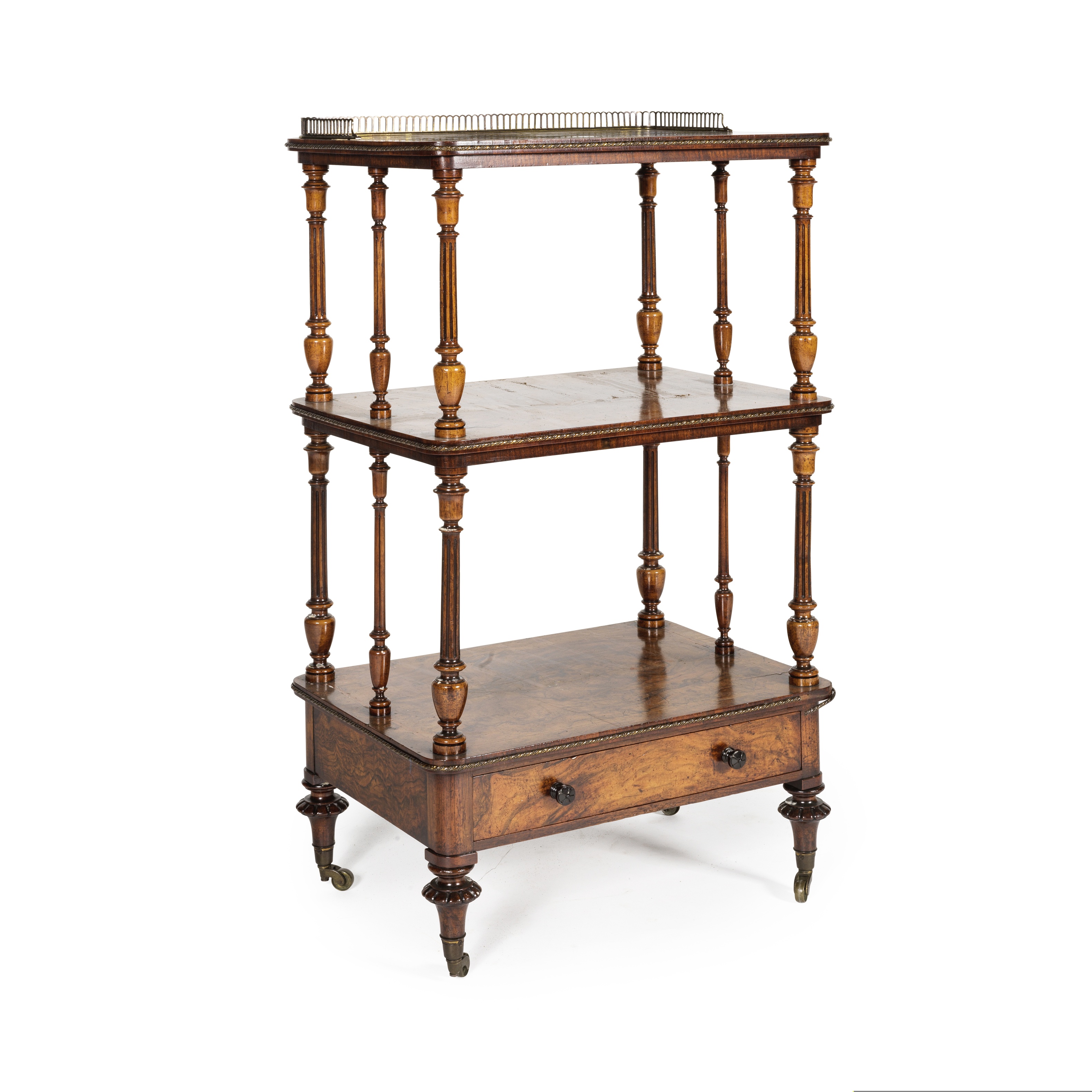 Petit meuble anglais d'&#233;poque Victorienne, de Gillow & Co, en ronce de noyer et bronze dor&...