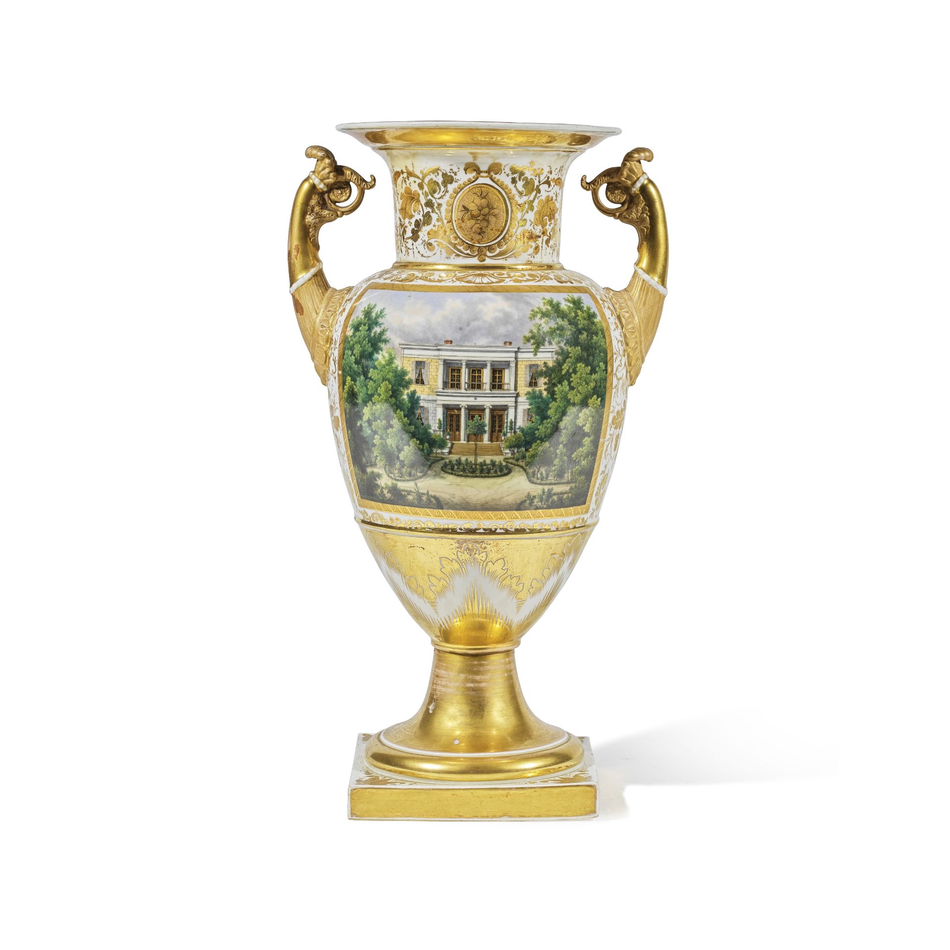 Vase en porcelaine de Berlin (d&#233;cor&#233; hors Berlin), circa 1837-44, et une paire de vase...