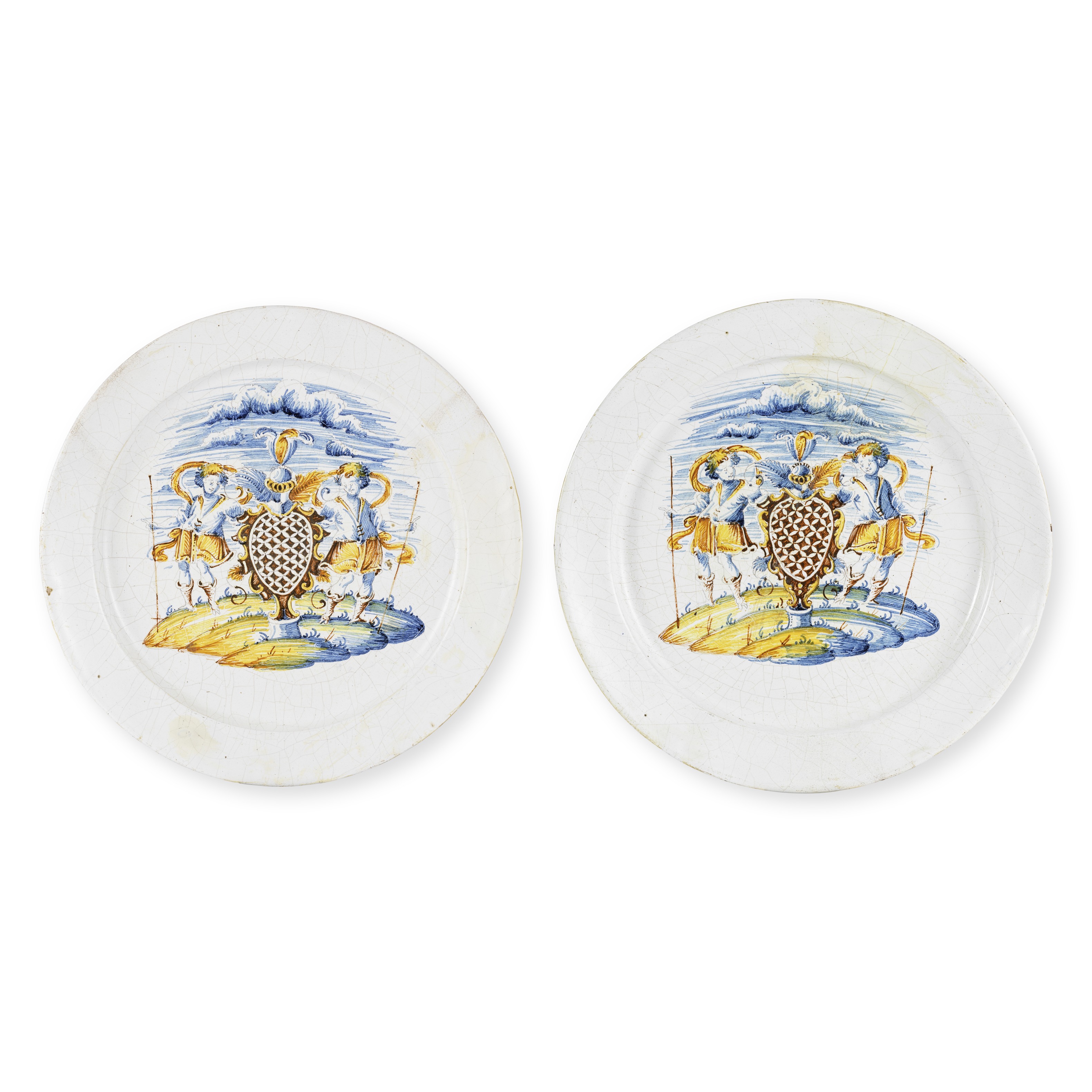 Deux grands plats armori&#233;s en majolique Bianco di Faenza, XVIIe si&#232;cleTwo large Bianch...
