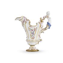 Tr&#232;s rare aigui&#232;re-casque de Capodimonte, circa 1750A very rare Capodimonte silver-sha...