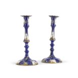 Paire de chandeliers en &#233;mail George III, South Staffordshire, circa 1770A pair of George I...