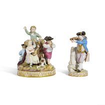 Groupe en porcelaine de Meissen repr&#233;sentant des enfants musiciens et un gar&#231;on tirant...