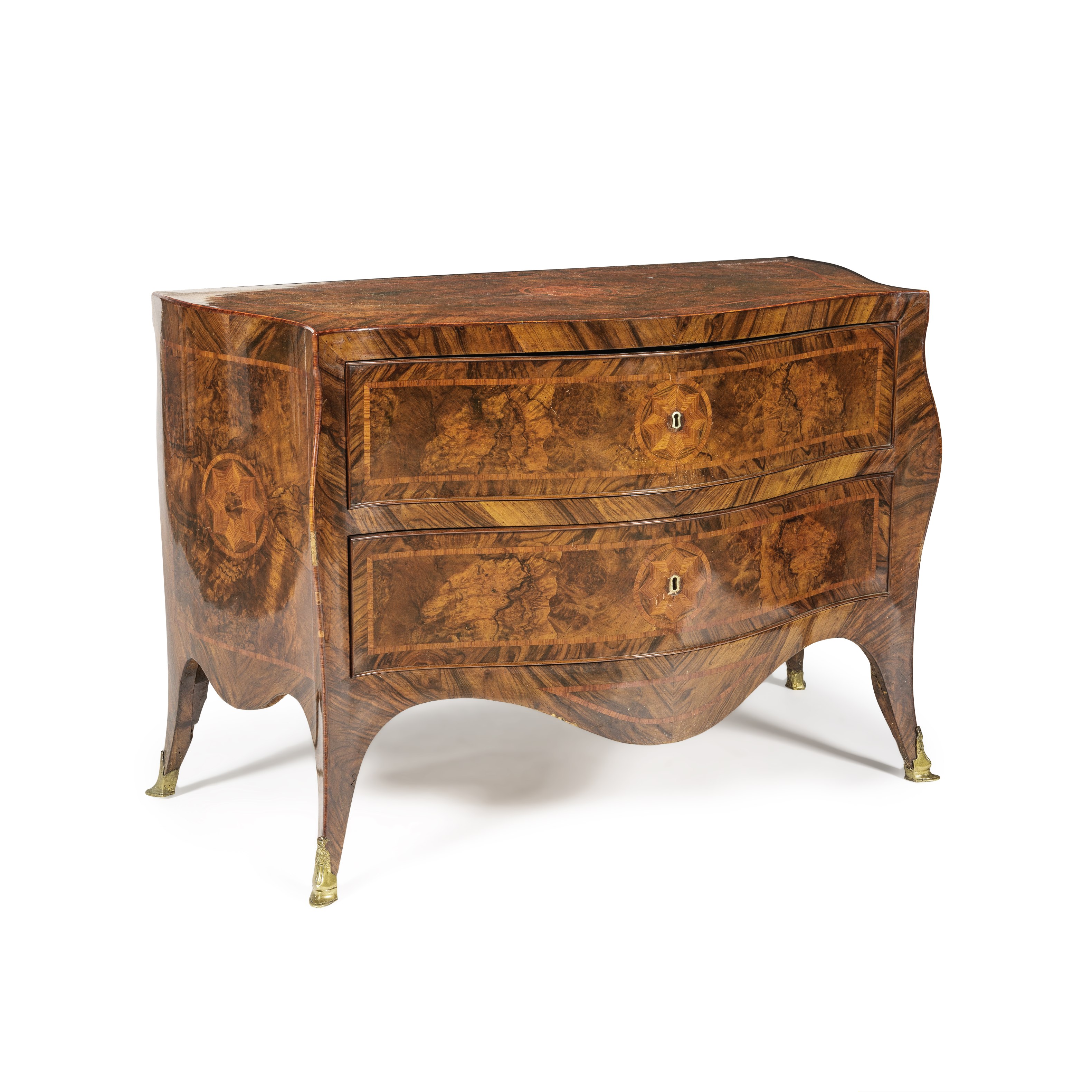 Commode italienne en ronce de noyer et filets de bois de rose, Naples, deuxi&#232;me moiti&#233;...