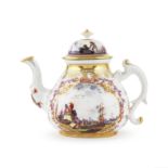 Thei&#232;re couverte en porcelaine de Meissen, circa 1730A Meissen teapot and cover, circa 1730