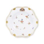 Plat armori&#233; en porcelaine de Meissen du Service Podewils, circa 1745A Meissen armorial pla...