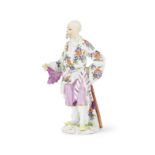 Statuette en porcelaine de Meissen r&#233;presentant un homme japonais, circa 1750A Meissen figu...