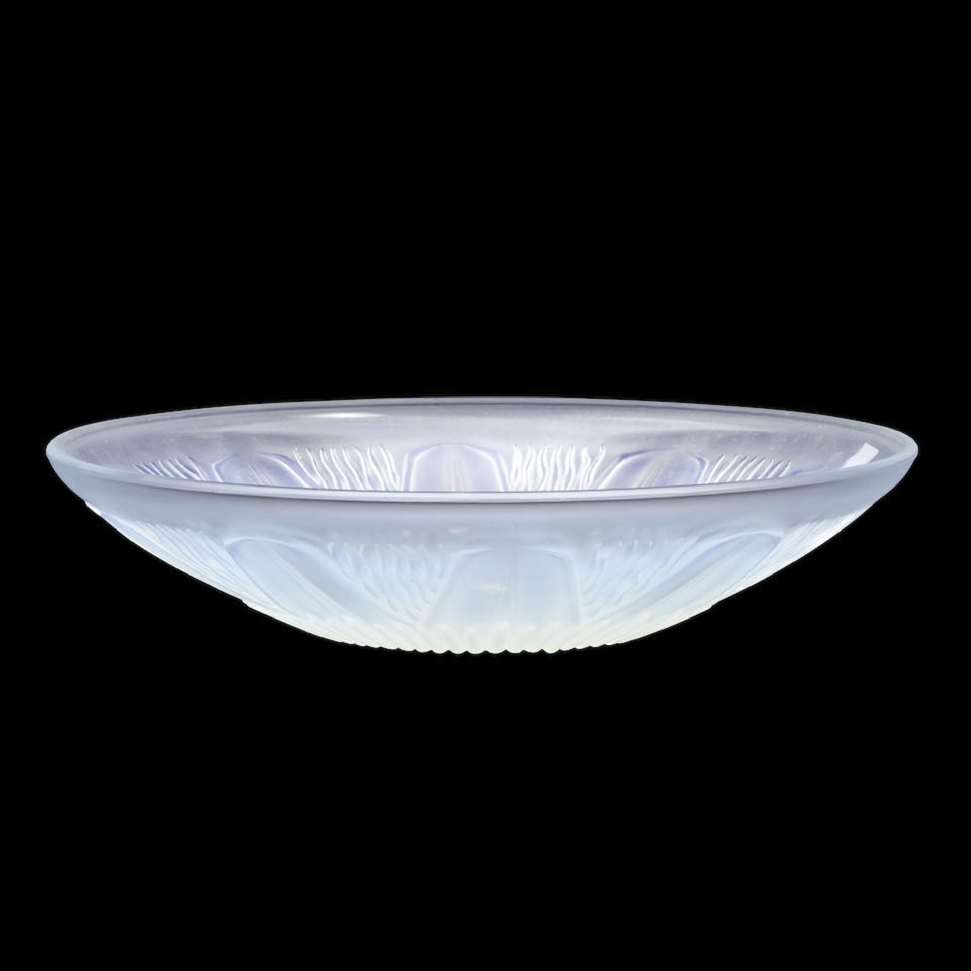 MODERN ART DECO LALIQUE-STYLE GLASS BOWL