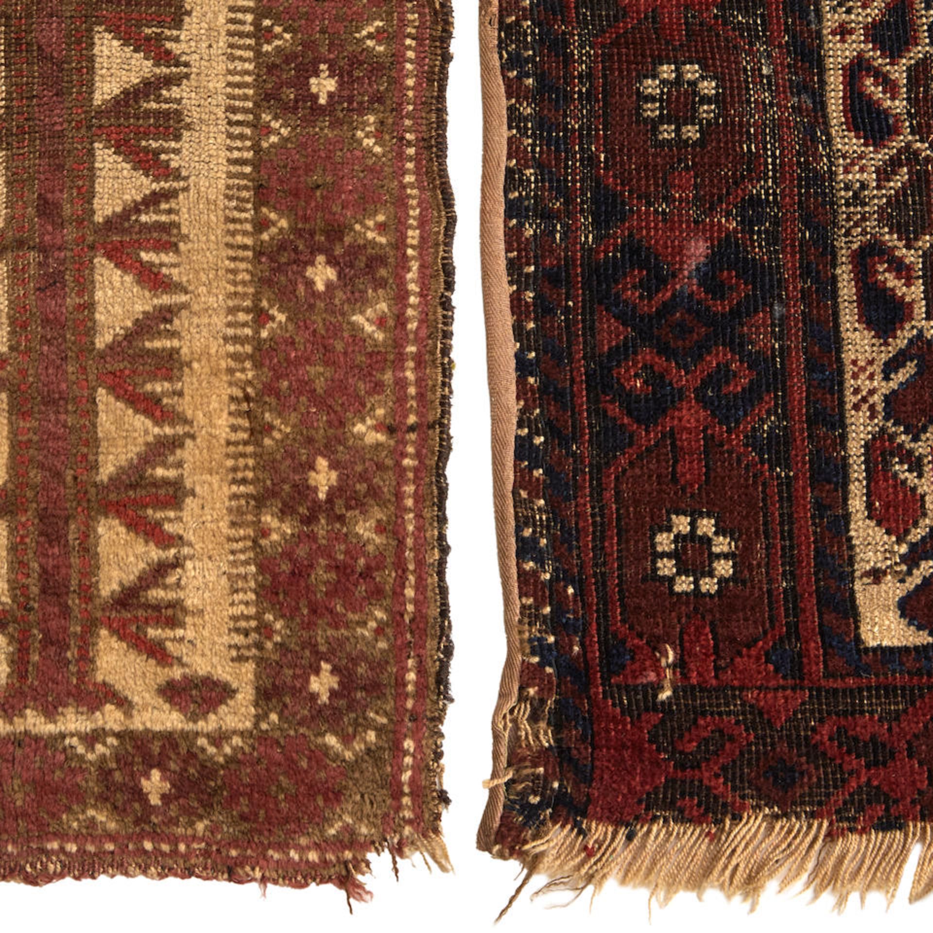 TWO WHITE GROUND BALUCH RUGS - Bild 3 aus 3