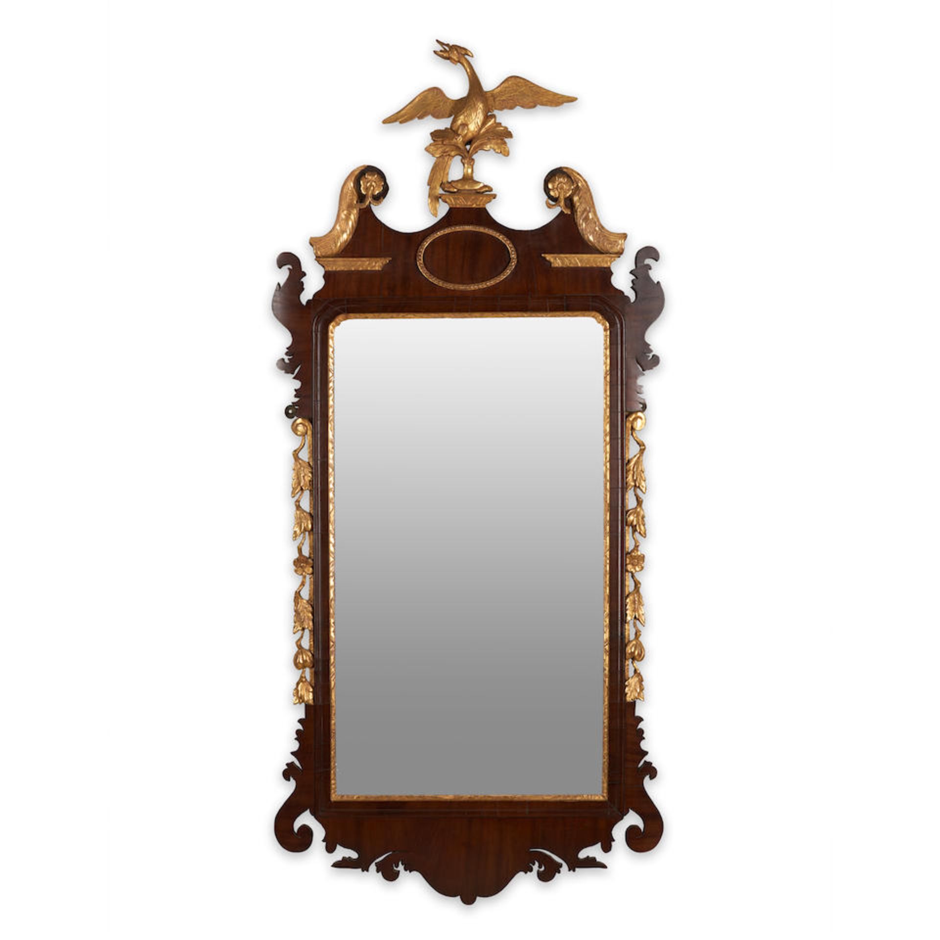 Fine Chippendale Parcel-gilt and Mahogany-veneered Pine Mirror, attributed to Nathan Ruggles (17...