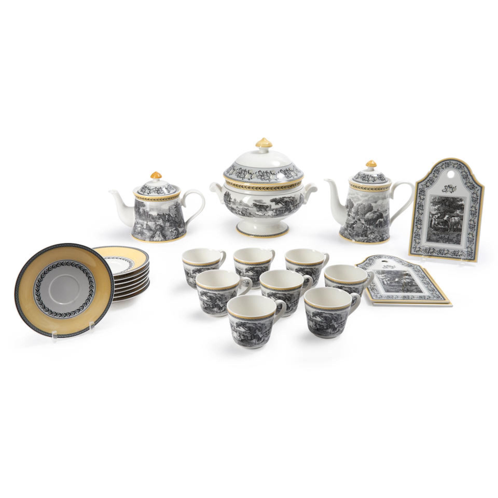 Twenty-two 'Audun Ferme' Porcelain Table Items, Villeroy & Boch, 2000s.