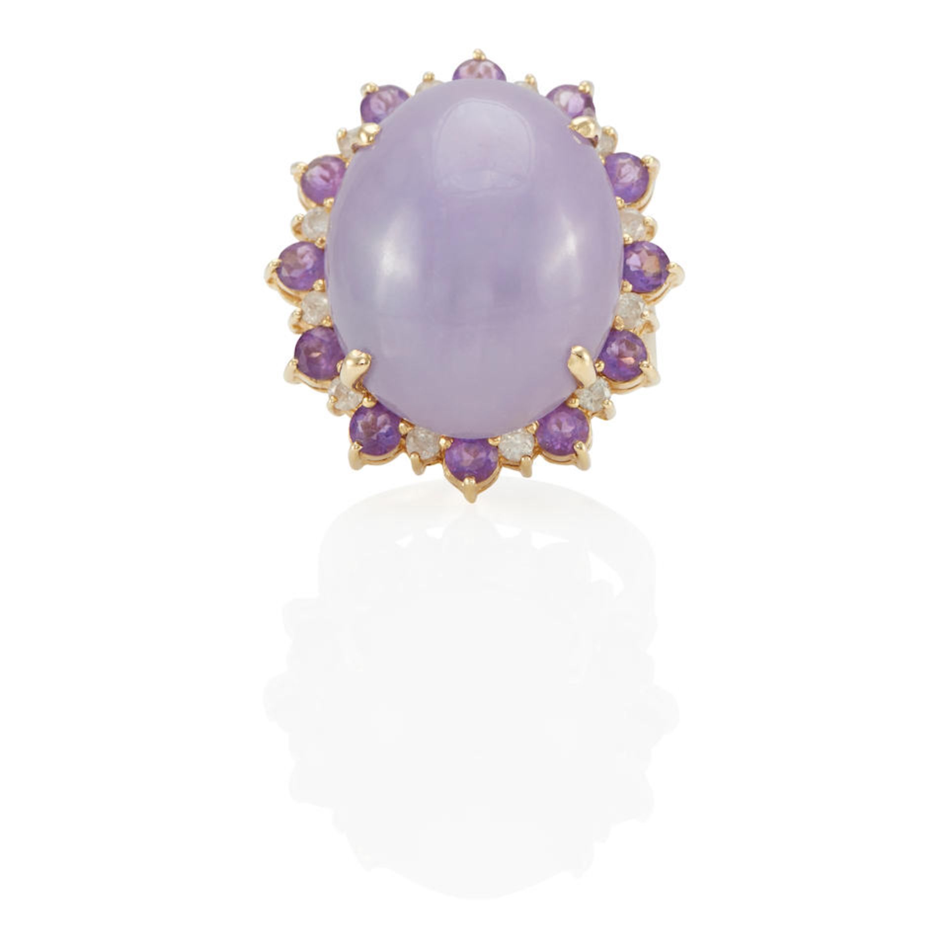 A 14K GOLD, LAVENDER JADE, AMETHYST AND DIAMOND RING