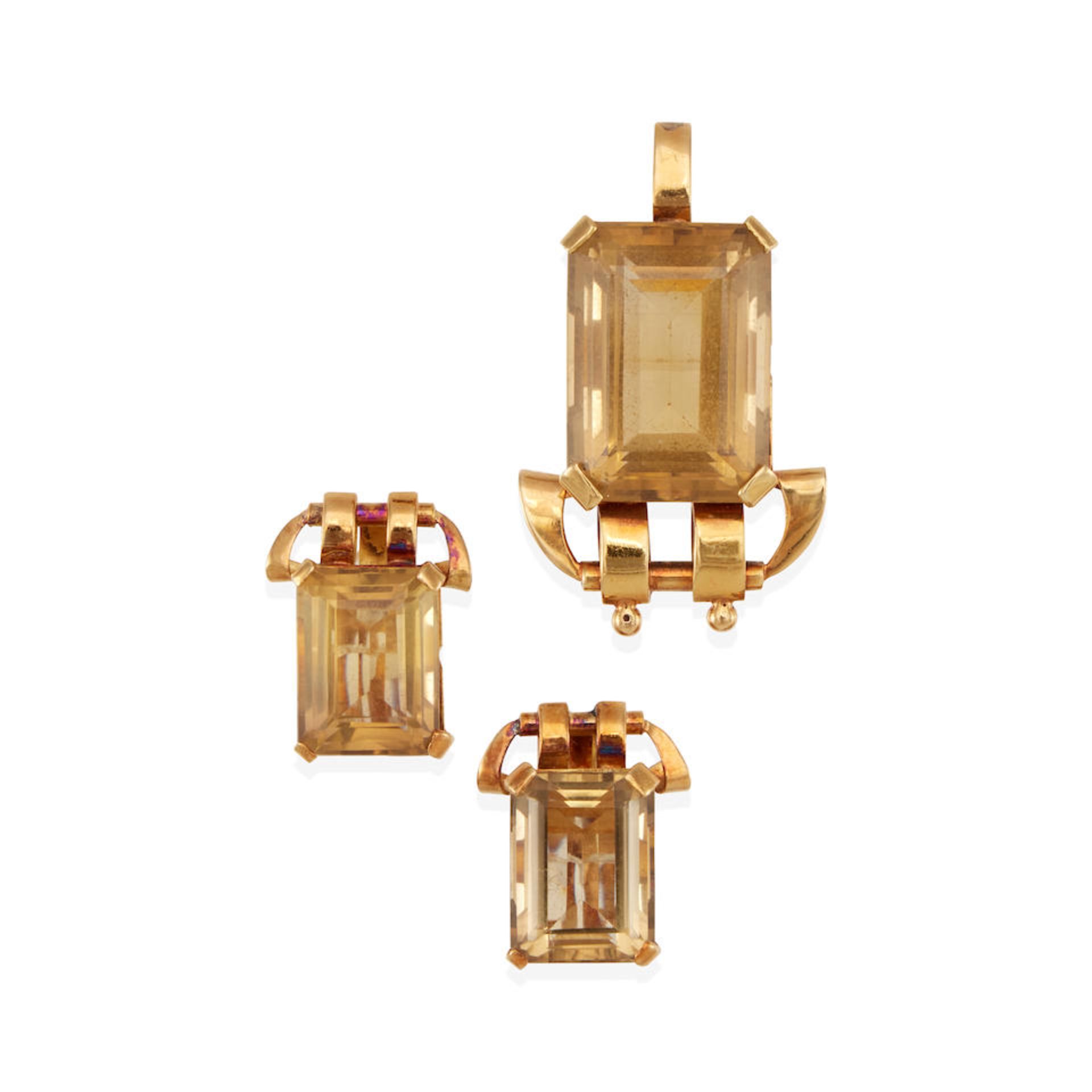 A RETRO 14K GOLD AND CITRINE PENDANT AND EARRING SET