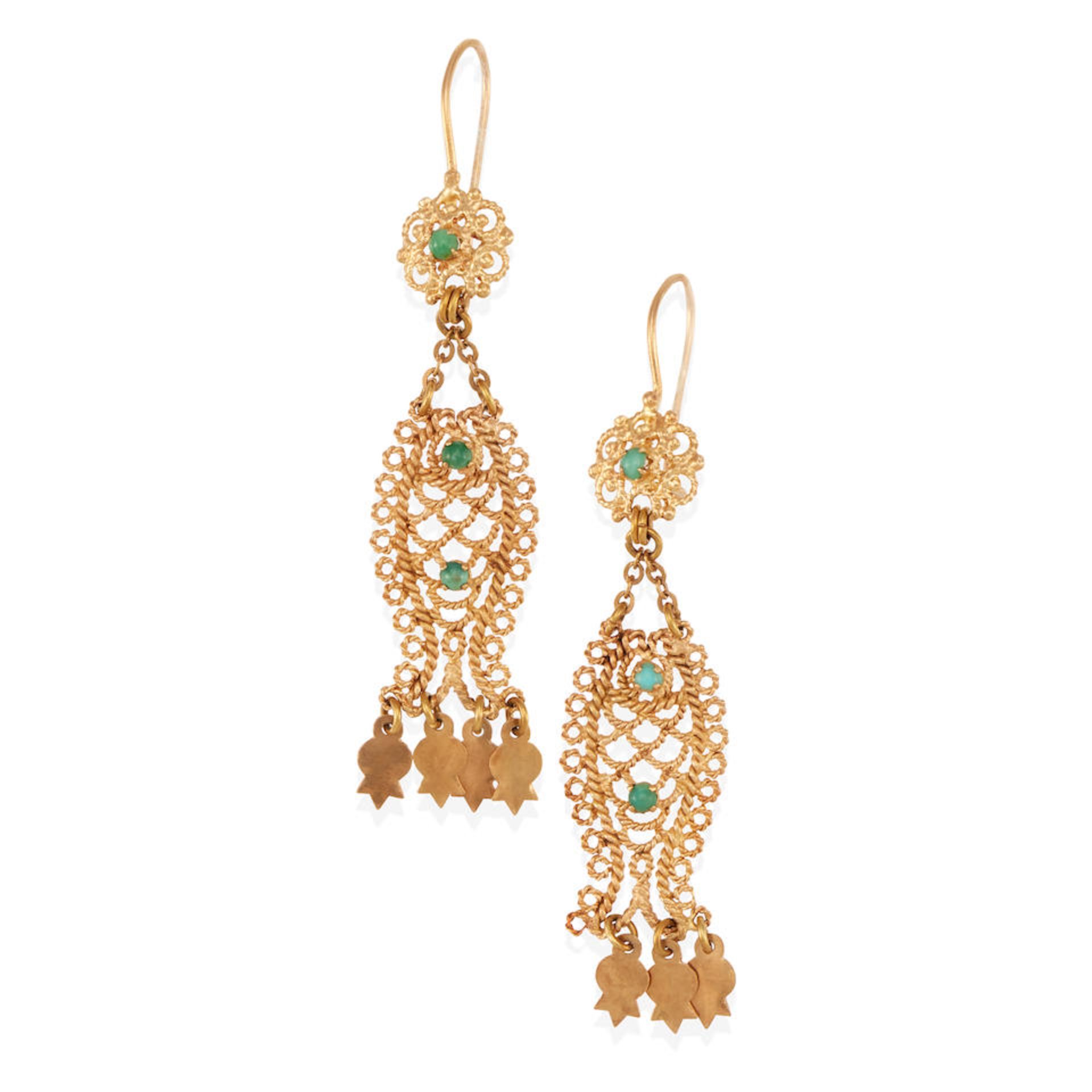 A PAIR OF 18K GOLD AND TURQUOISE FILLIGREE EARRINGS