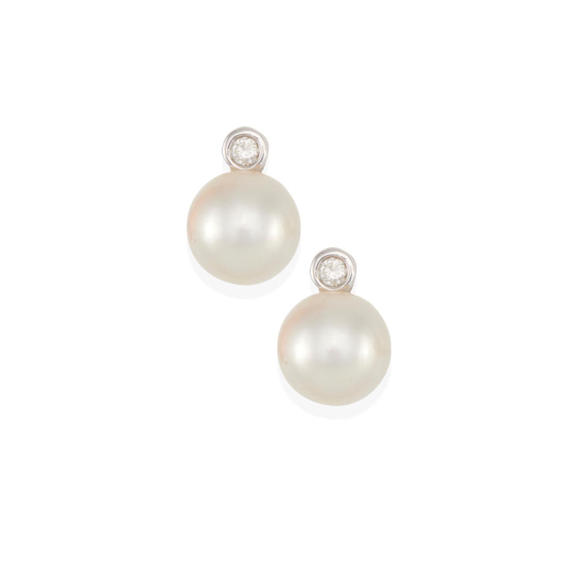 A PAIR OF 18K WHITE GOLD, SOUTH SEA CULTURED PEARL AND DIAMOND EARRINGS