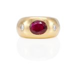 AN 18K GOLD, RUBY AND DIAMOND RING