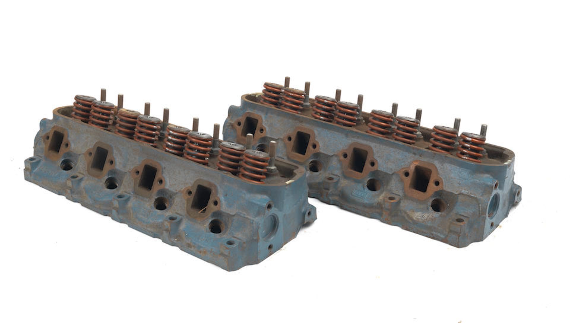 A pair of believed Ford 1966 'C6FE 6090 A' cylinder heads by Fomoco ((2))