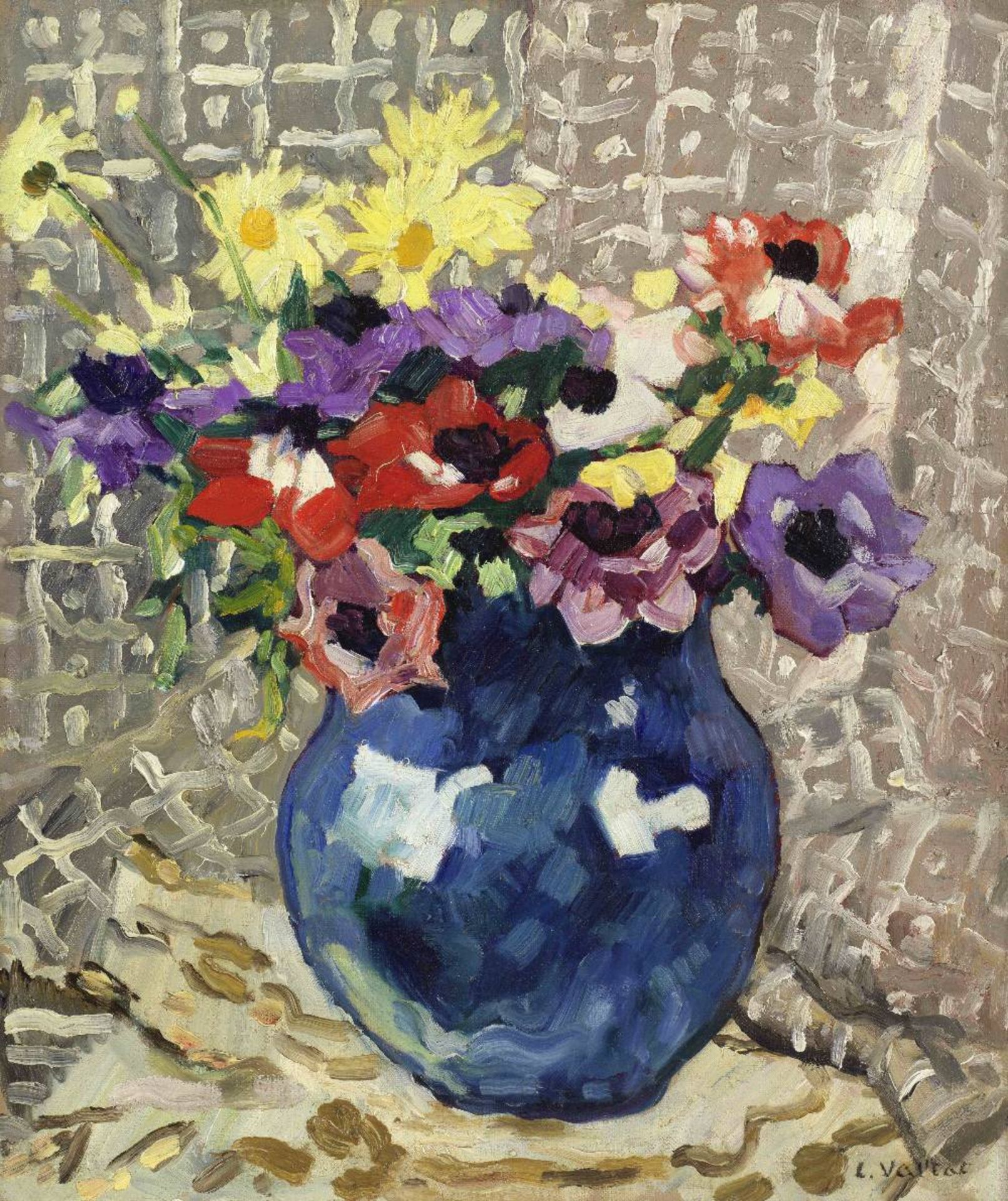 LOUIS VALTAT (1869-1952) An&#233;mones et marguerites au vase bleu (Painted in 1933)