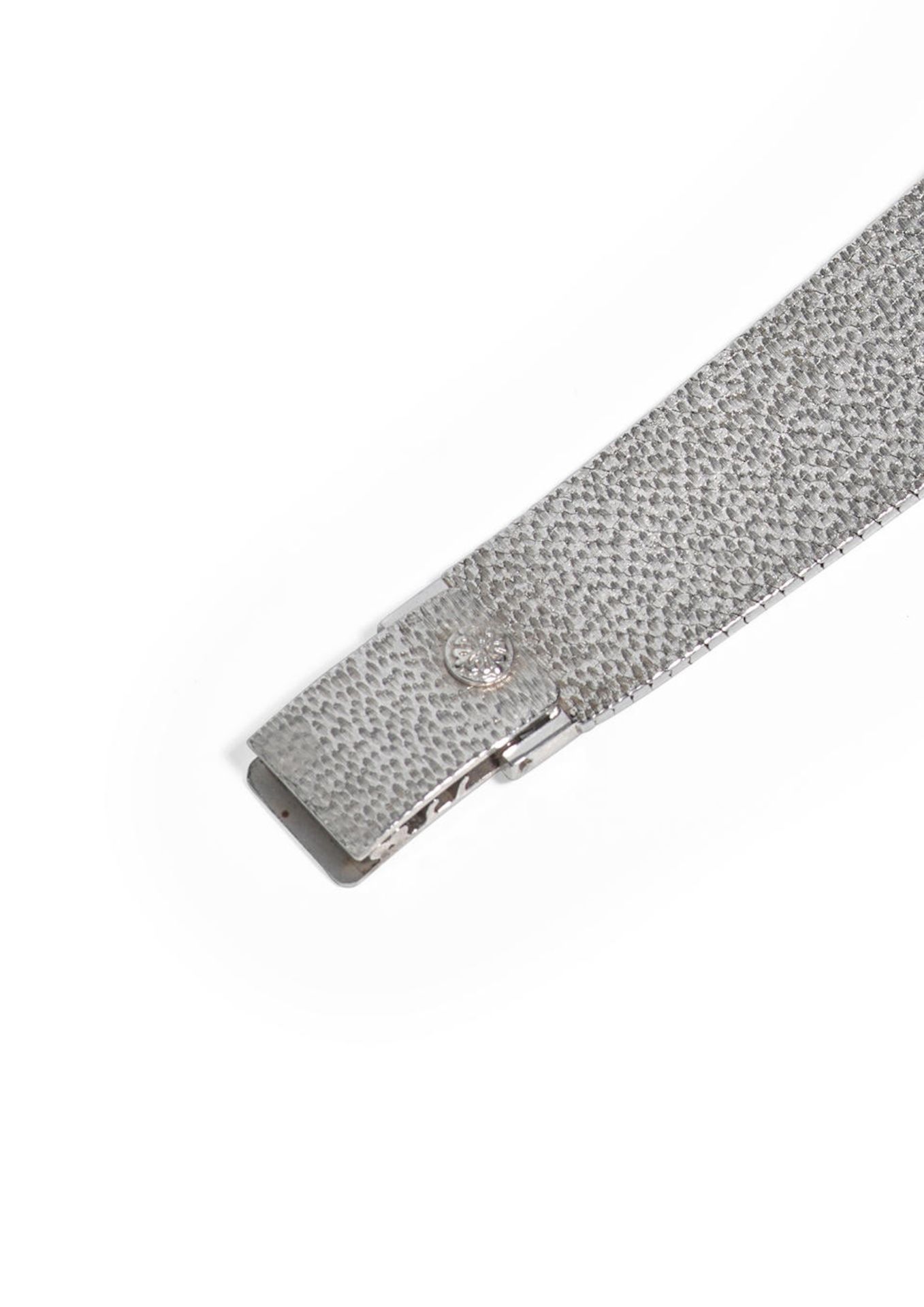 PATEK PHILIPPE. AN 18K WHITE GOLD AND DIAMOND SET MANUAL WIND BRACELET WATCHRef: 4126-1, c. 1973 - Image 4 of 7