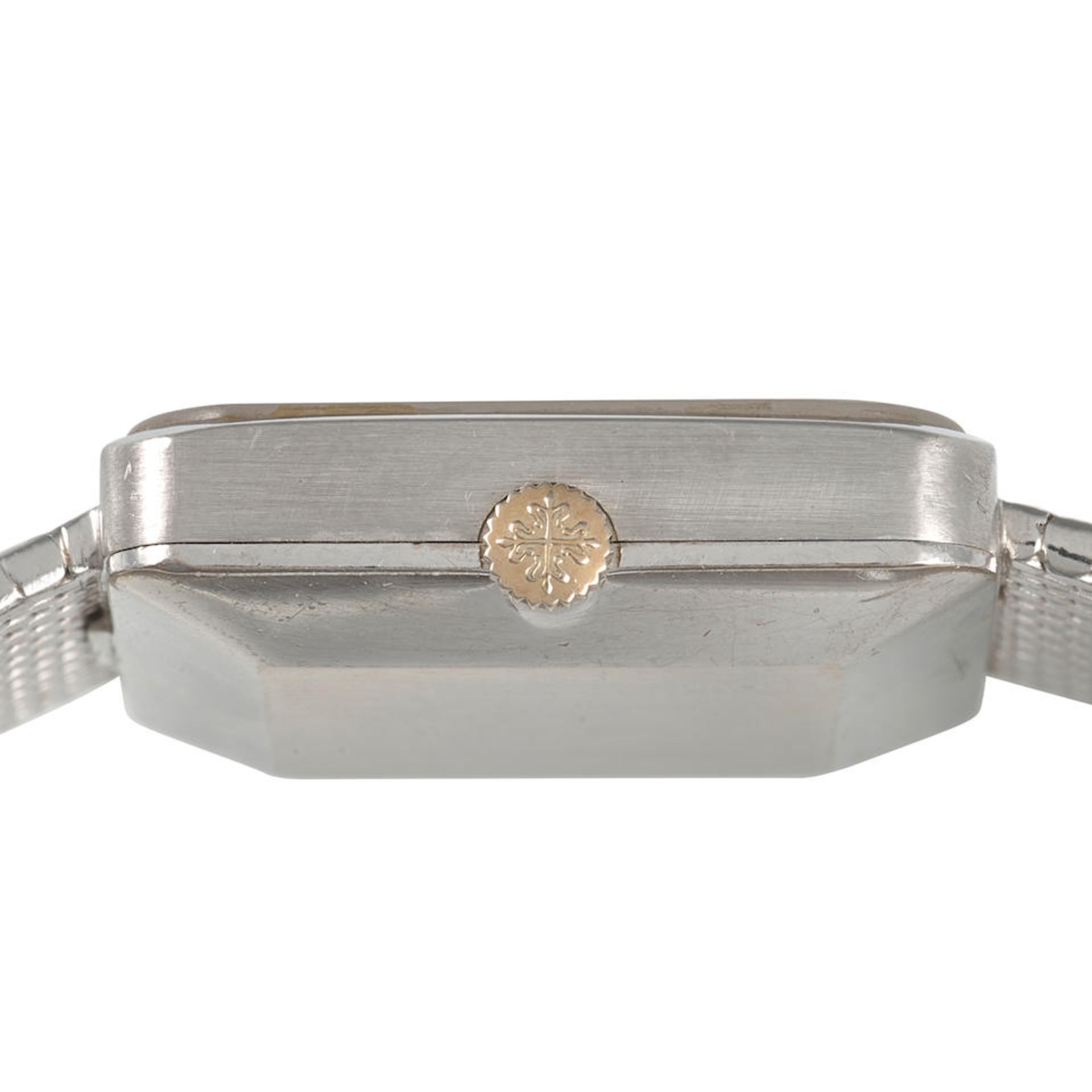 PATEK PHILIPPE. AN 18K WHITE GOLD AND DIAMOND SET MANUAL WIND BRACELET WATCHRef: 4126-1, c. 1973 - Image 7 of 7