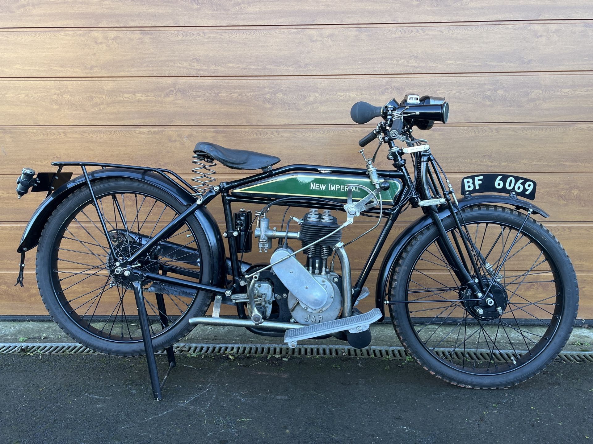 Property of a deceased's estate, 1922 New Imperial 347cc Frame no. D1065S (see text) Engine no. ...