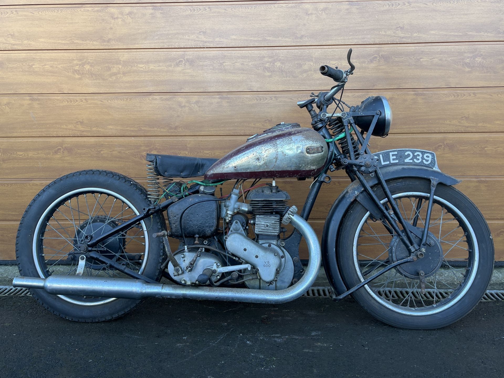 Property of a deceased's estate, c.1950 Ariel 598cc VB Project Frame no. AB3828 Engine no. 2531