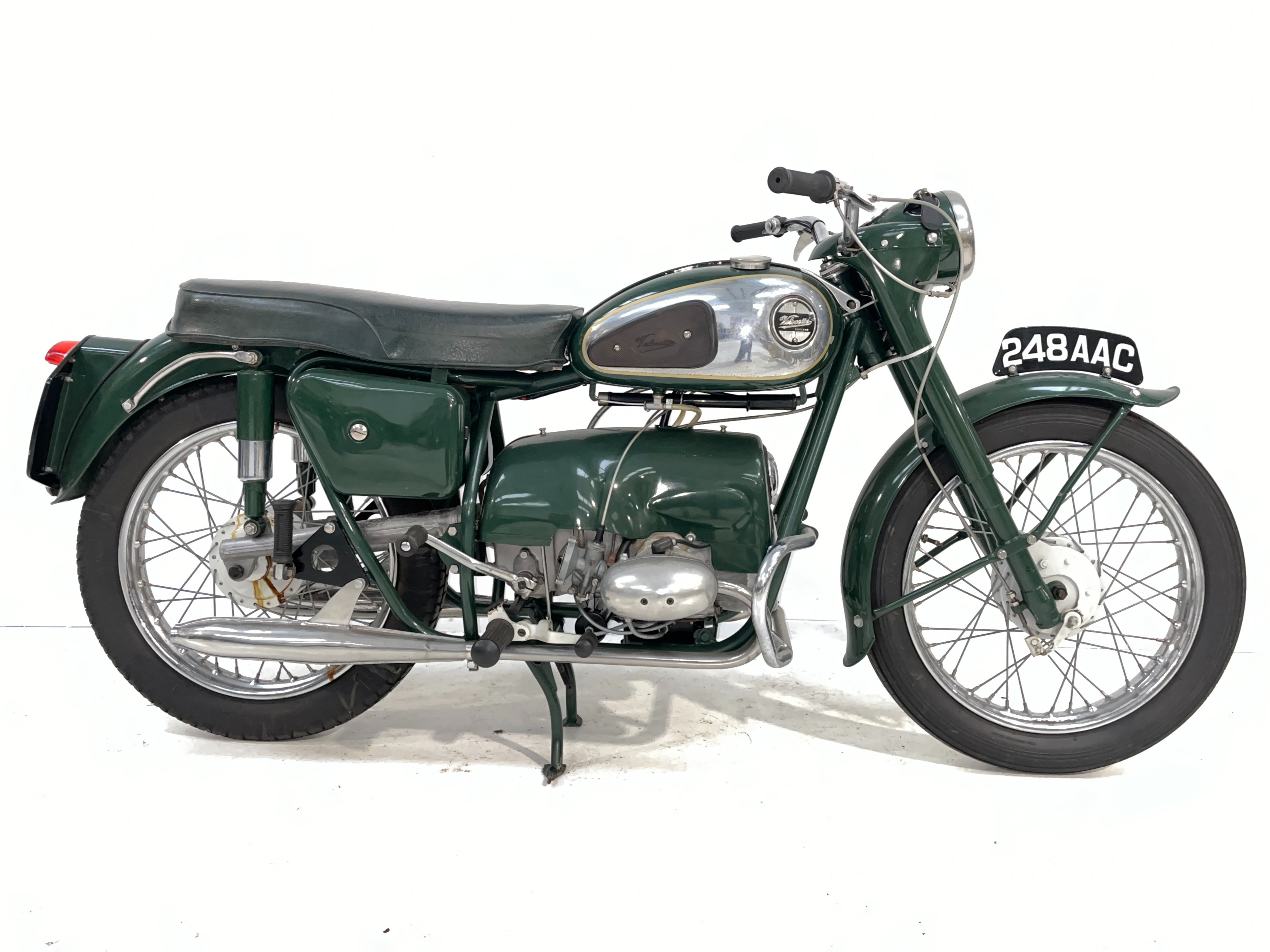 1958 Velocette 200cc Valiant Frame no. 2234-33 Engine no. V200/2019