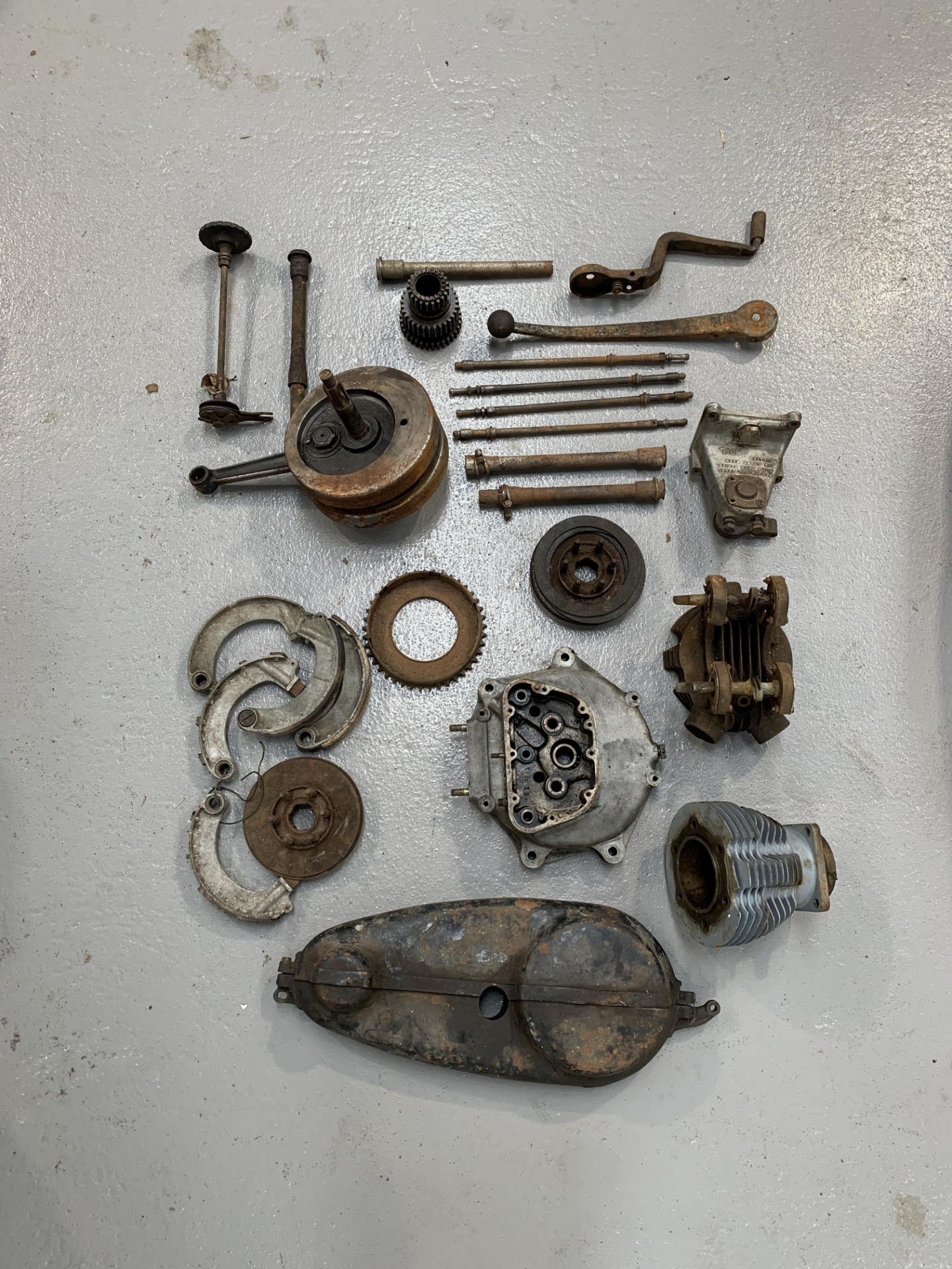 A selection of Triumph TT/TTR parts ((Qty))
