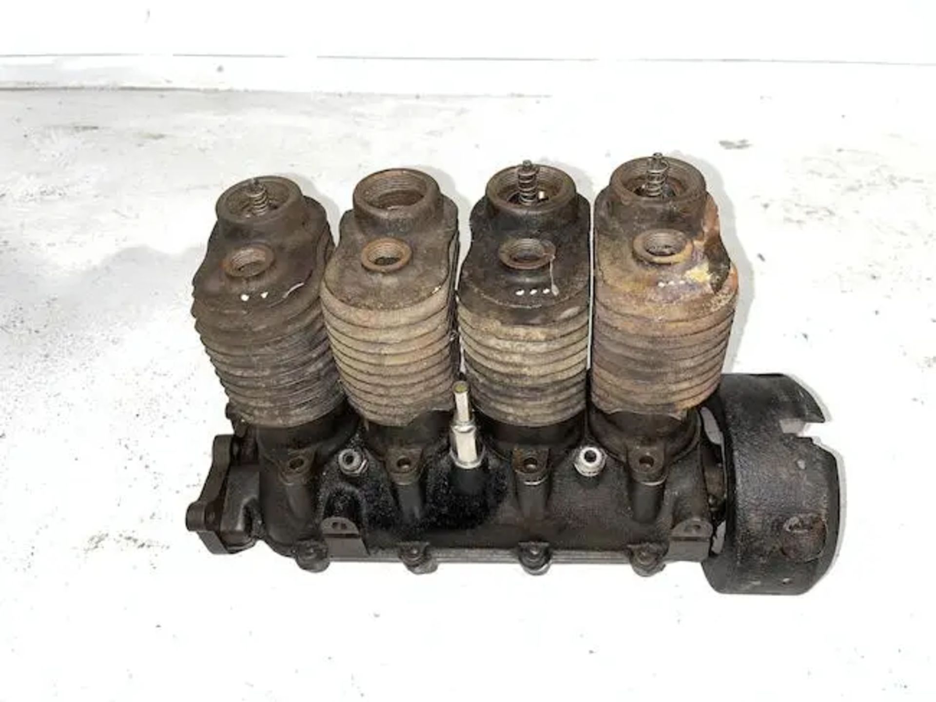 An incomplete FN four-cylinder engine ((Qty))