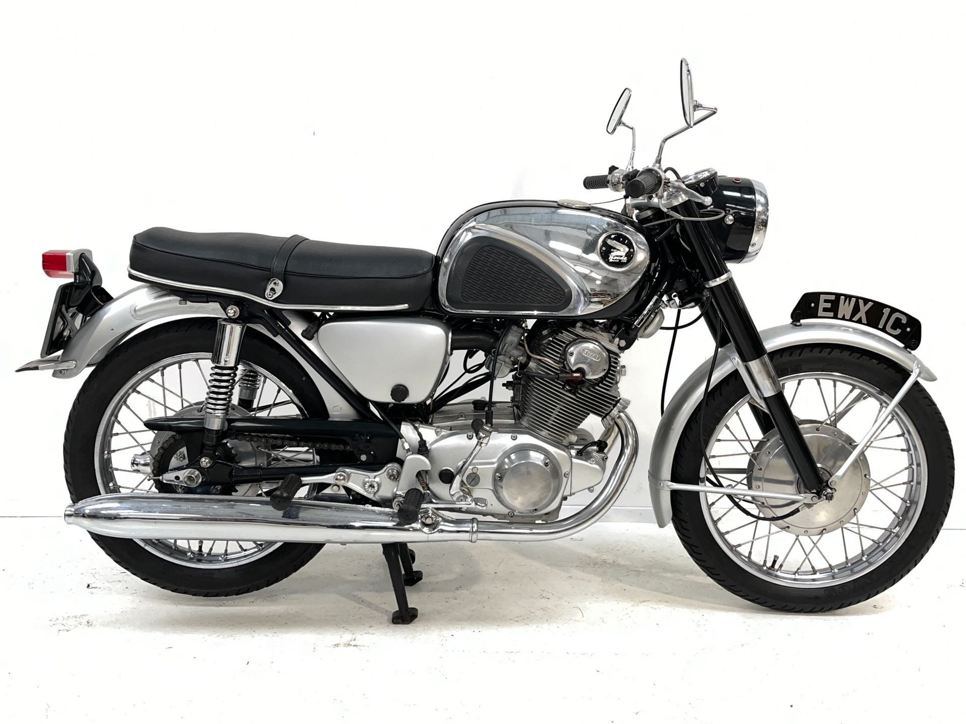 1965 Honda 305cc CB77 Frame no. CB77-102249 Engine no. CB77E - 102253