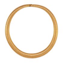 AN 18K GOLD COLLAR NECKLACE