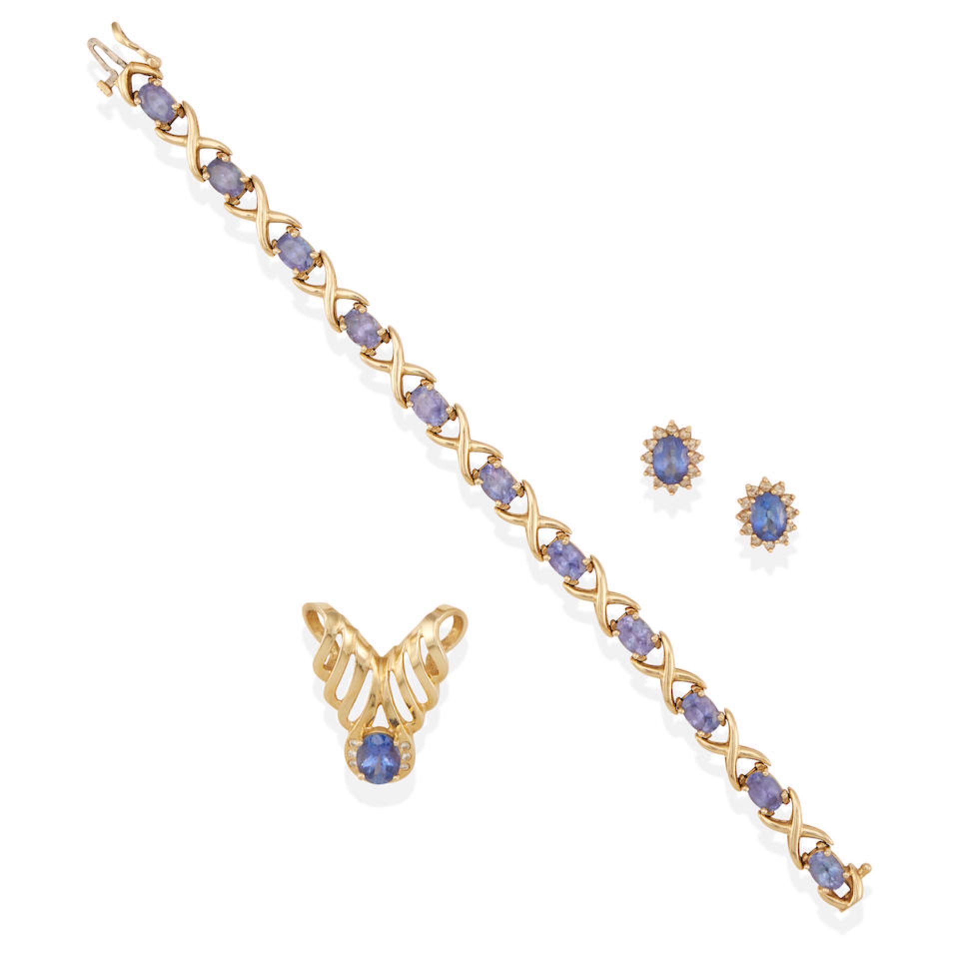 A GROUP OF 14K GOLD, TANZANITE AND DIAMOND JEWELRY