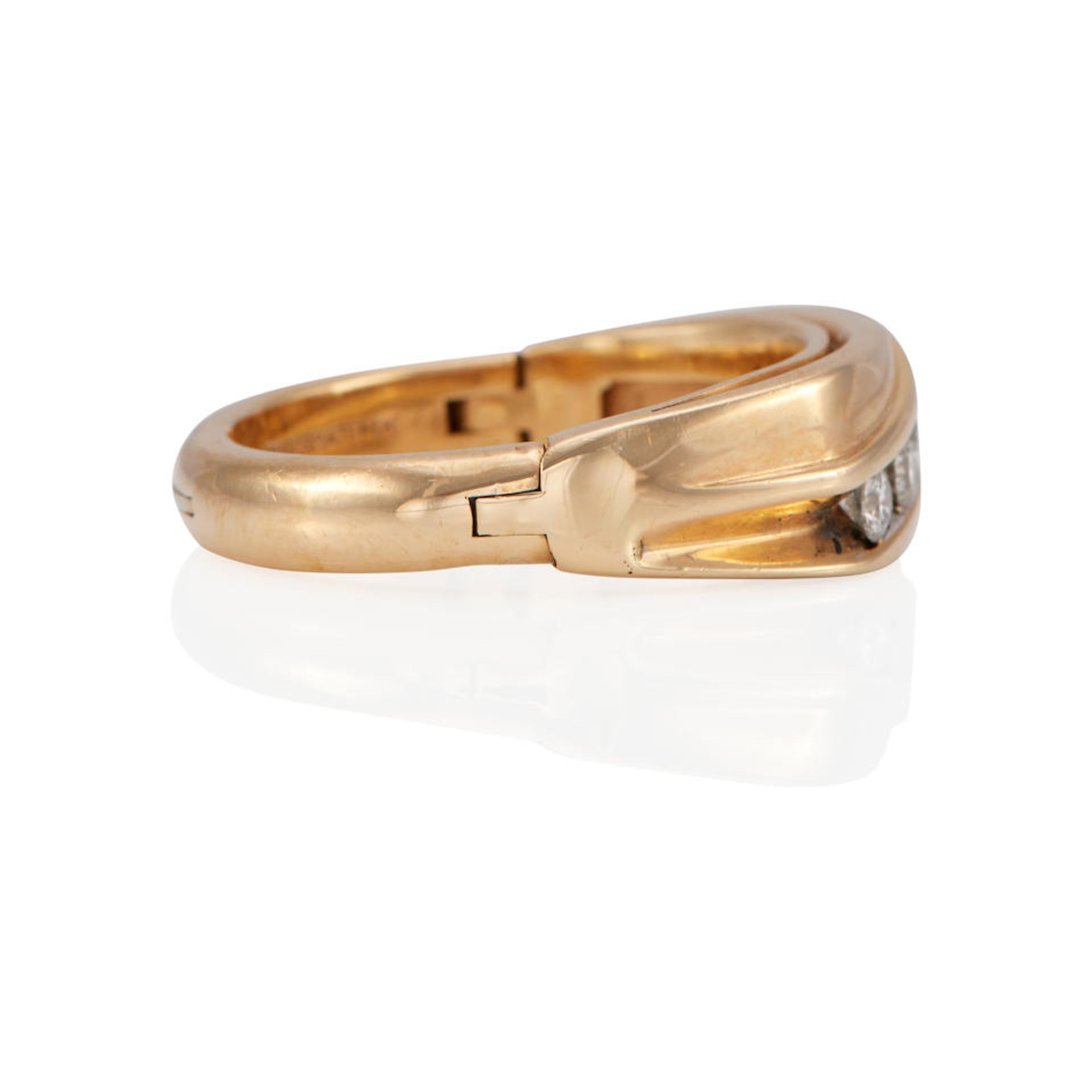 A 14K GOLD AND DIAMOND RING - Bild 3 aus 3