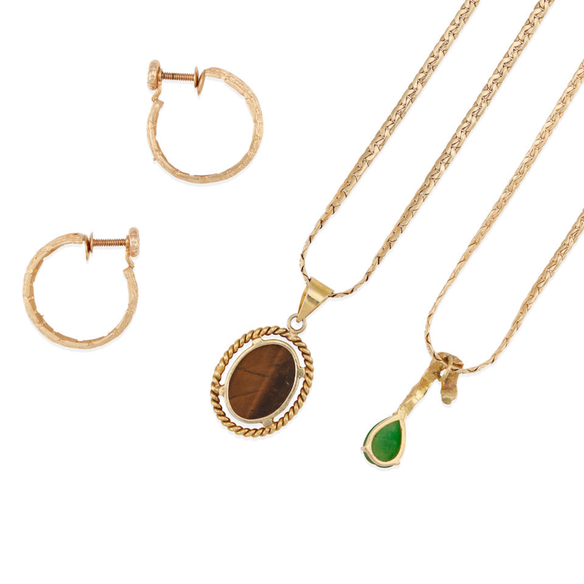 A GROUP OF GOLD AND GEM-SET JEWELRY - Image 2 of 2