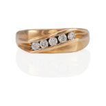 A 14K GOLD AND DIAMOND RING