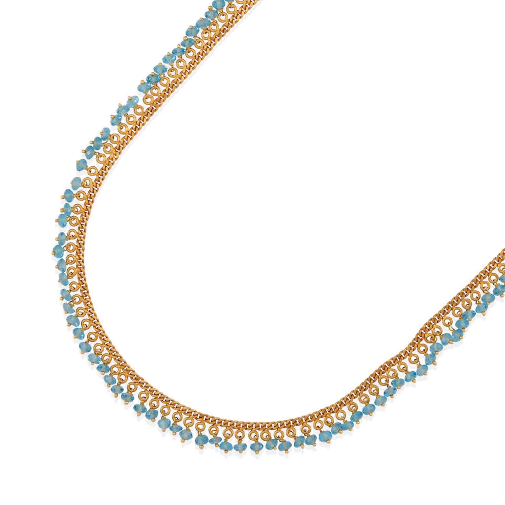 AN 18K GOLD AND BLUE TOPAZ FRINGE NECKLACE - Bild 2 aus 2