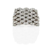 AN 18K WHITE GOLD AND DIAMOND RING