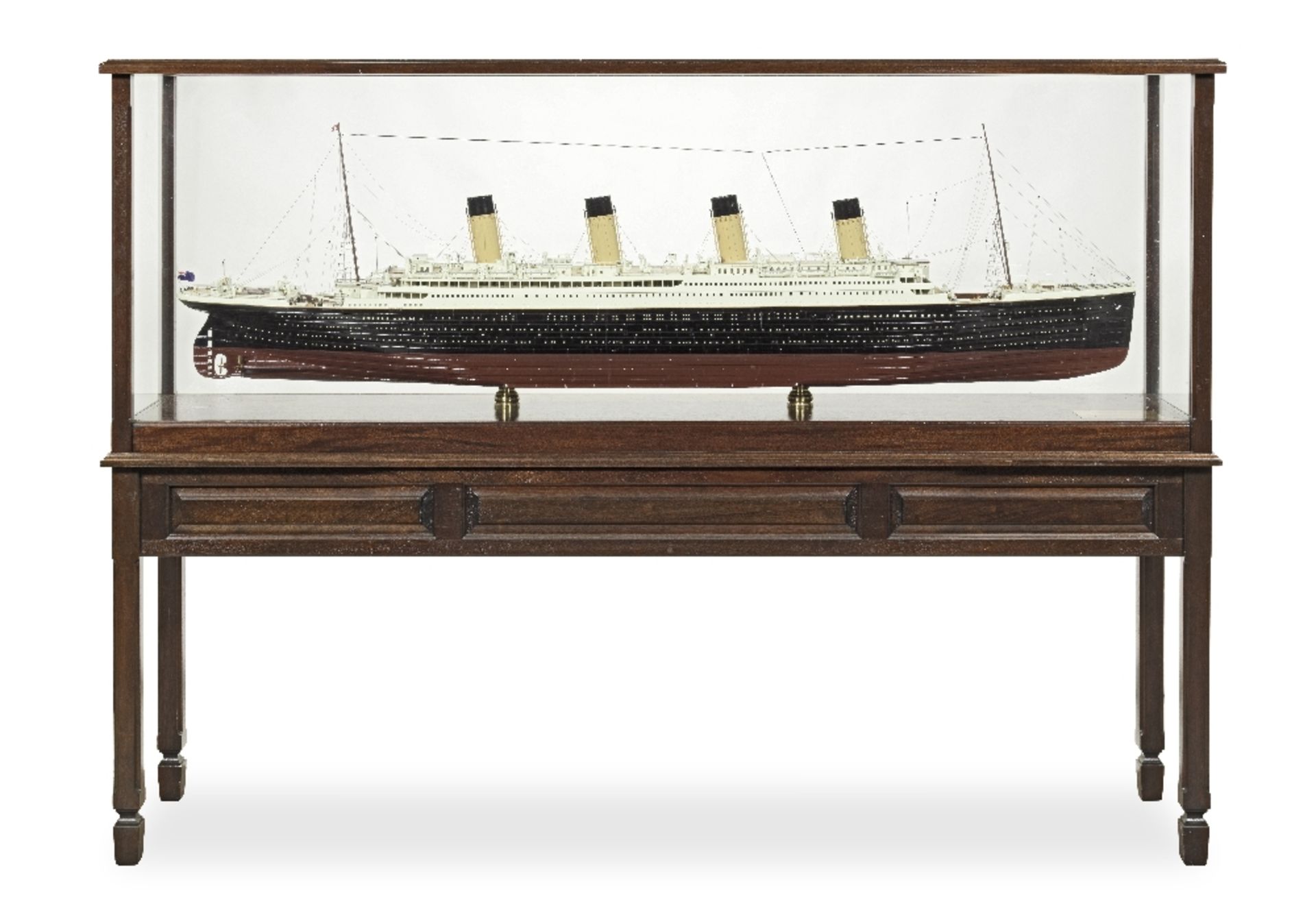 A Fine Scale Model Of The White Star Liner S.S. 'Titanic', Modern, the model 73in (183cm) long t...