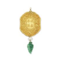 PENDENTIF OR, PERLE DE CULTURE ET EMERAUDE