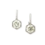 PAIRE DE BOUCLES D'OREILLES DIAMANTS