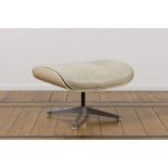 D'APRES CHARLES EAMES (1907-1978) & RAY EAMES (1912-1988) Ottoman en bois peint